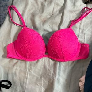 Love pink bra